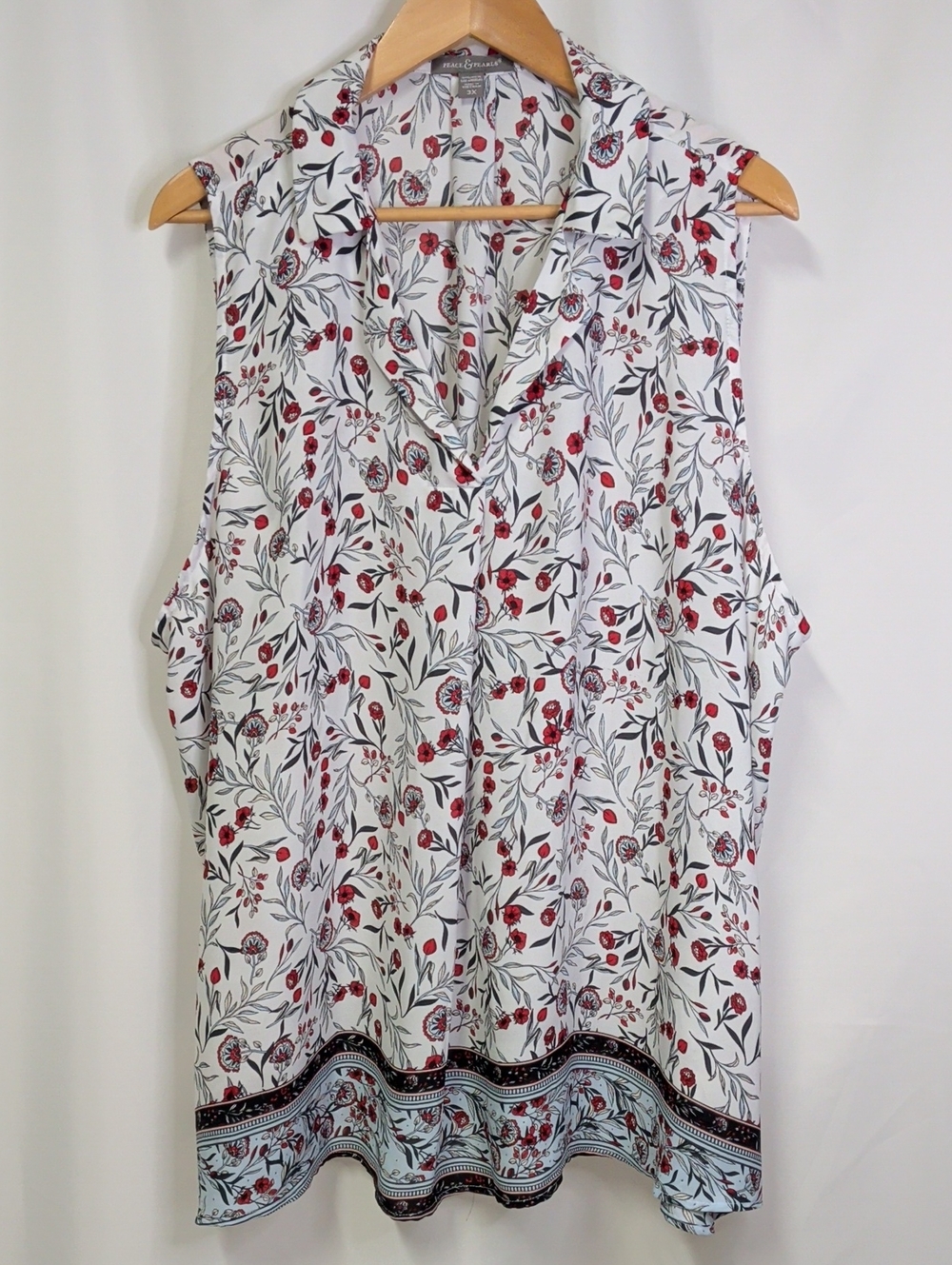 Lane Bryant Sleeveless White Floral Button-Front Blouse with Red & Green Print